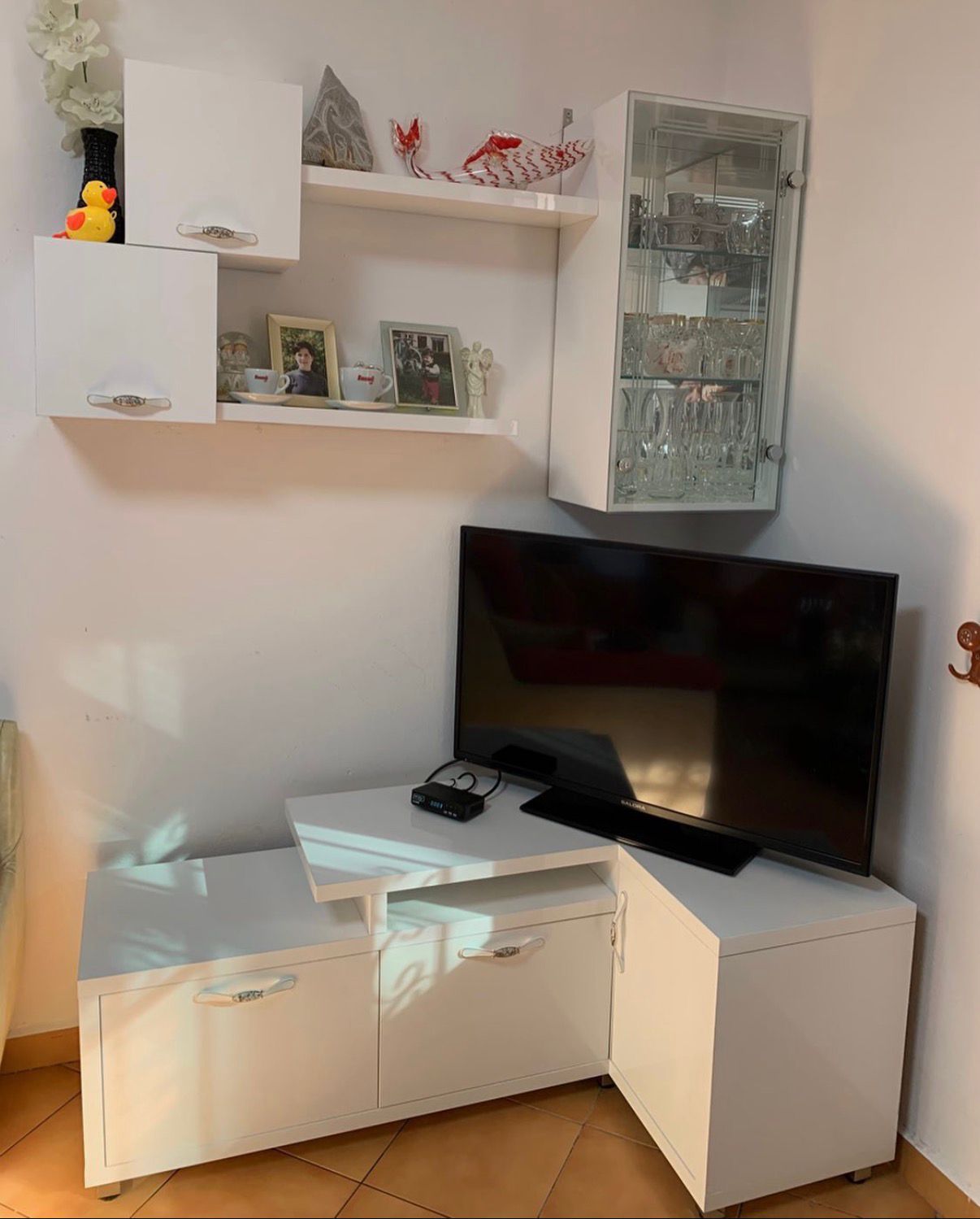 Portmando & Etazher 16